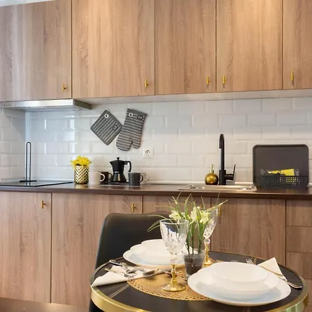 Raul Romero , Center And Appartement